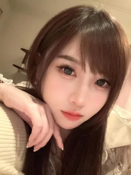 Long Yan, escort in Beijing, photo 1