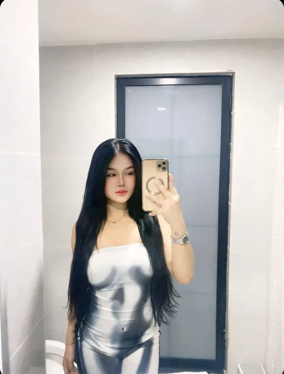 Lai Yee, photo 3