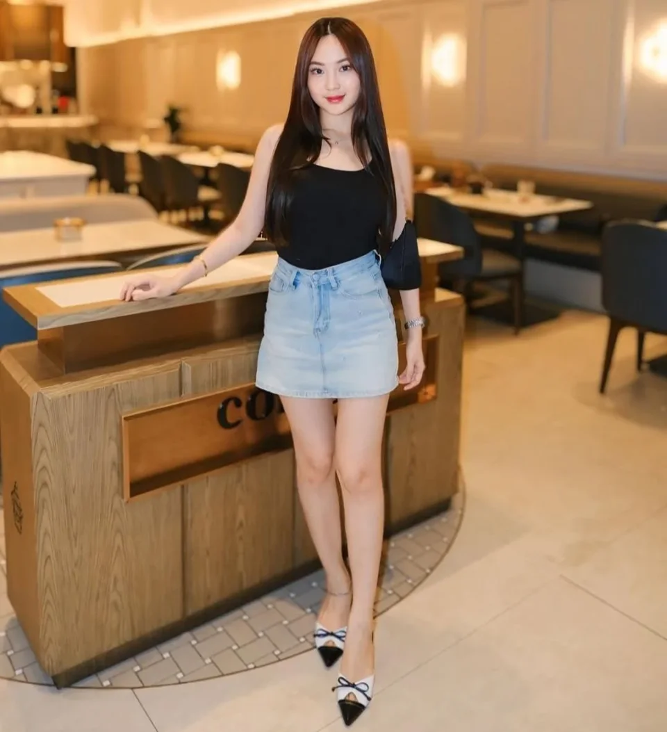 Shan Yan, photo 2