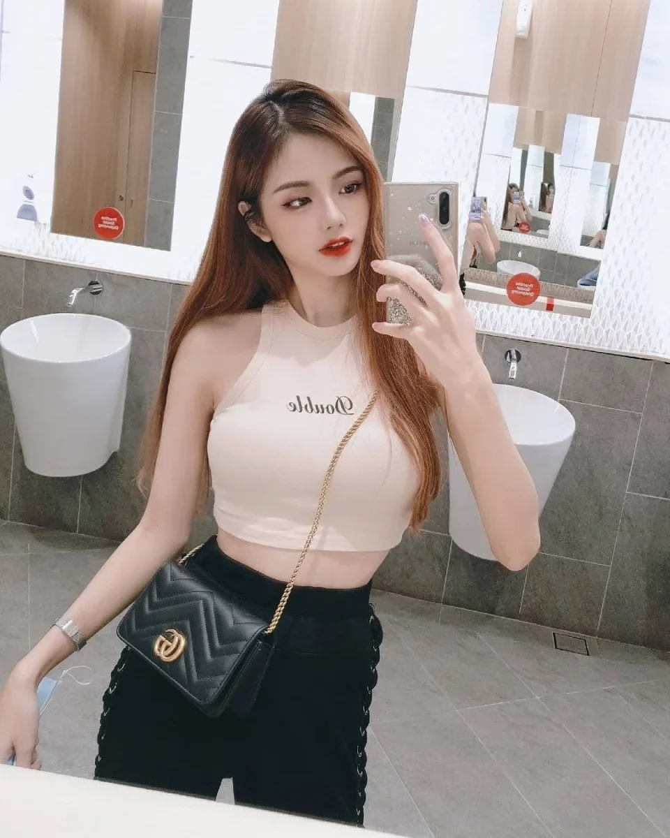 Lai Suet, photo 2