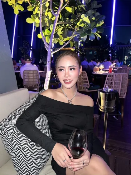 Suet Nam, escort in Hong Kong, photo 1