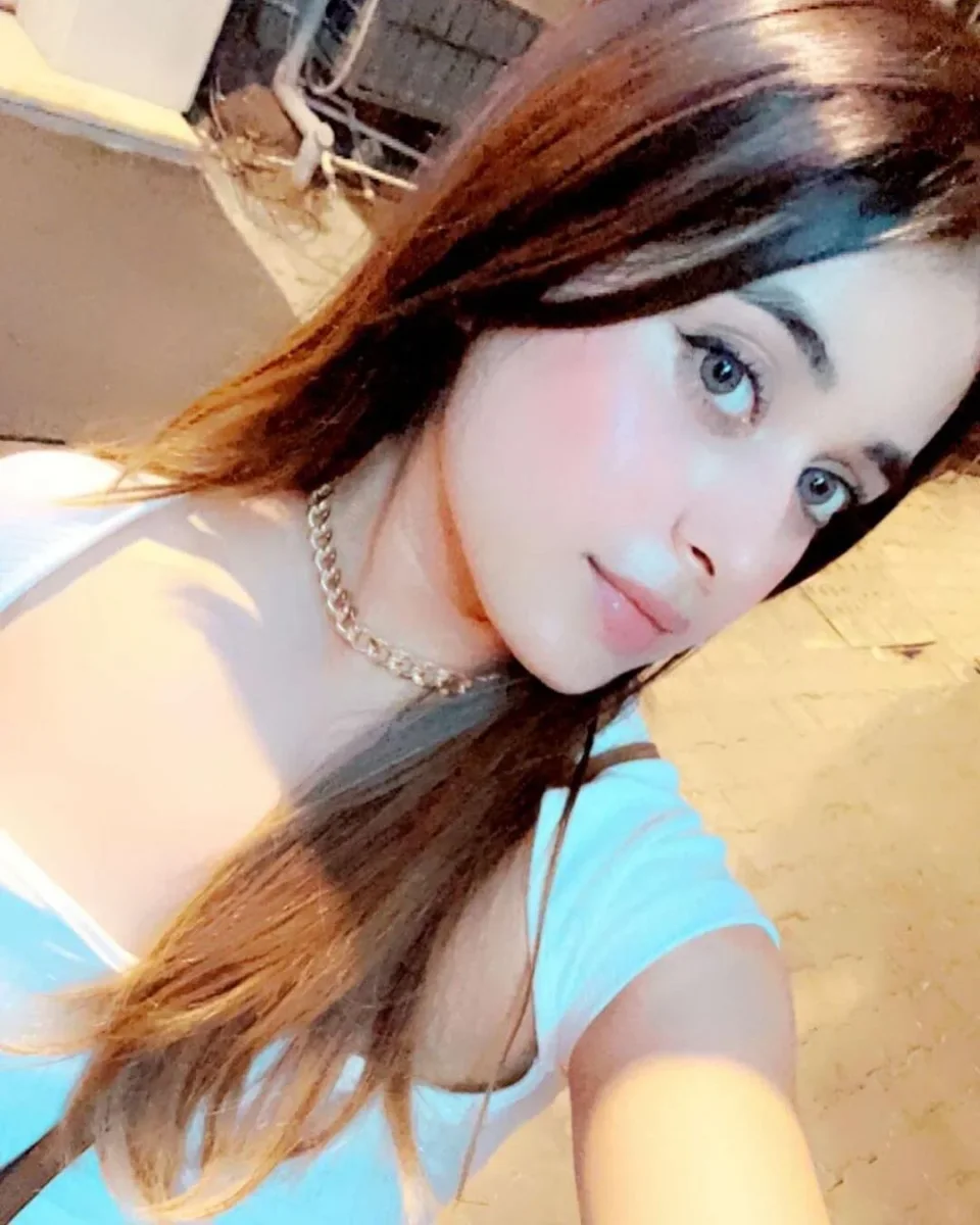 Riana, photo 3