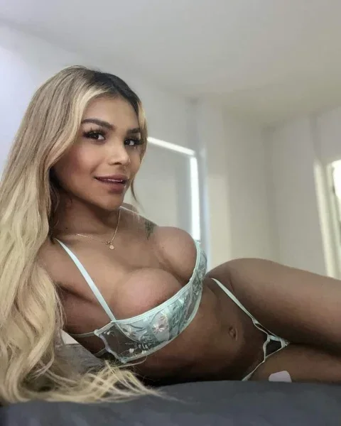 Allisonhot, photo 8