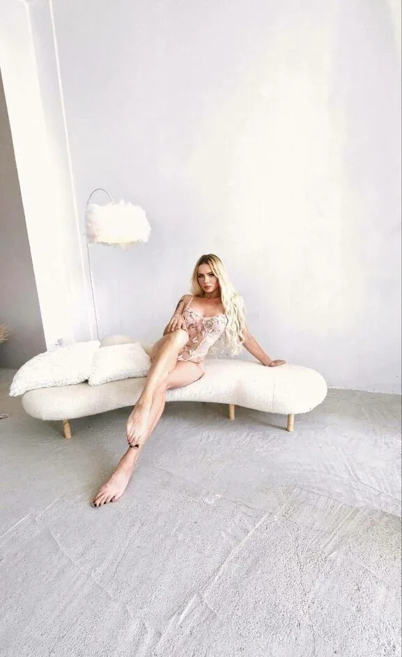 Ariana, photo 17