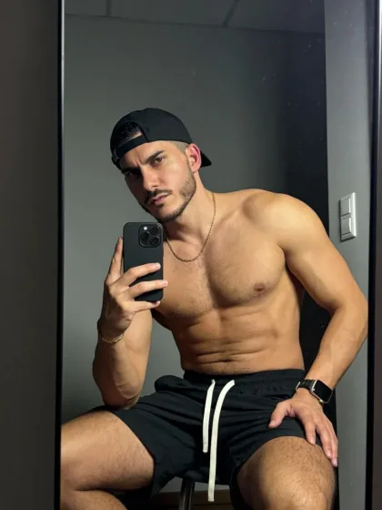 AlexandrosR 👑, escort in Guangzhou, photo 1