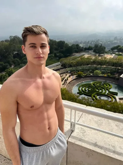 AndrzejKnapczyk, escort in Guangzhou, photo 1