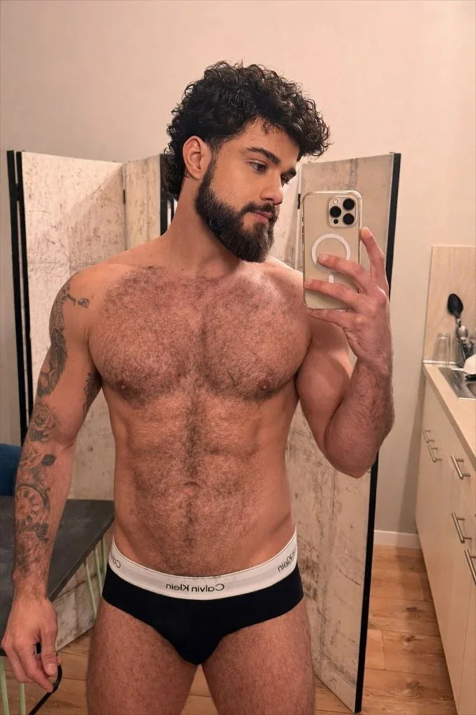 Antonybastos, photo 16