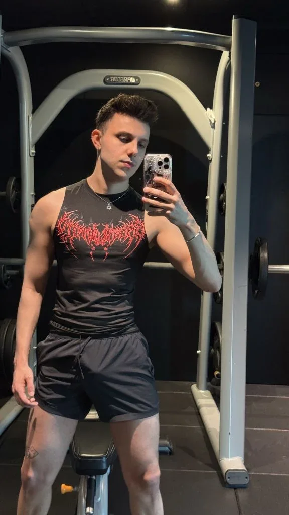 Avivv, photo 1