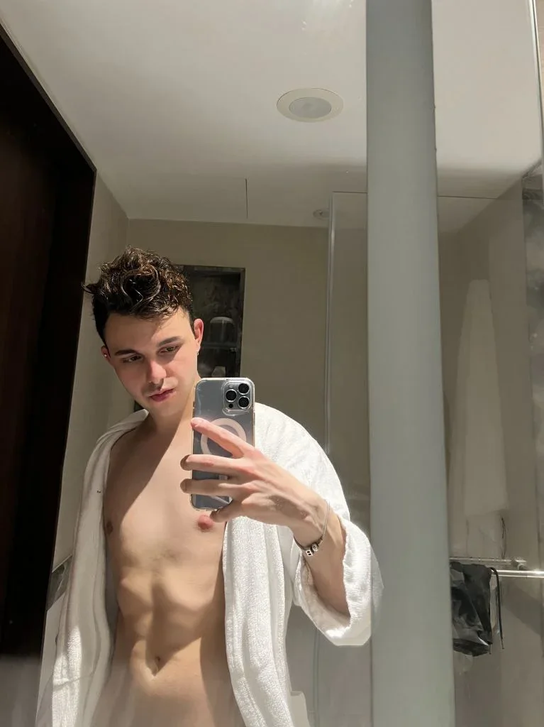 Avivv, photo 3
